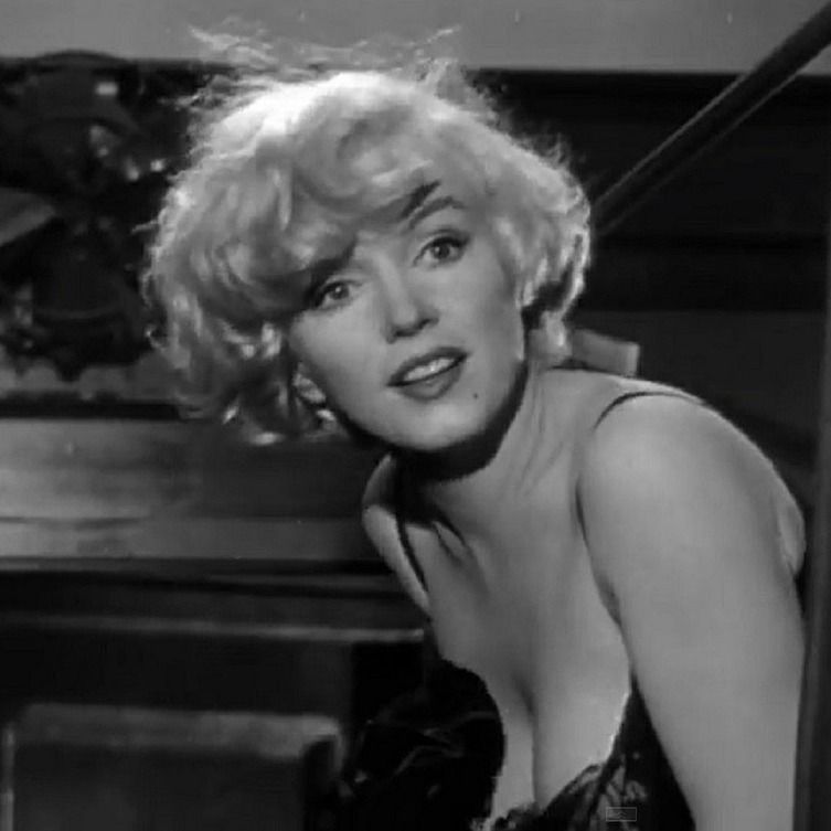 Golden Girl, la tendencia del verano: inspírate en Marilyn